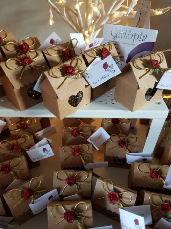 Rose in a bottle with house favour box - Image 10